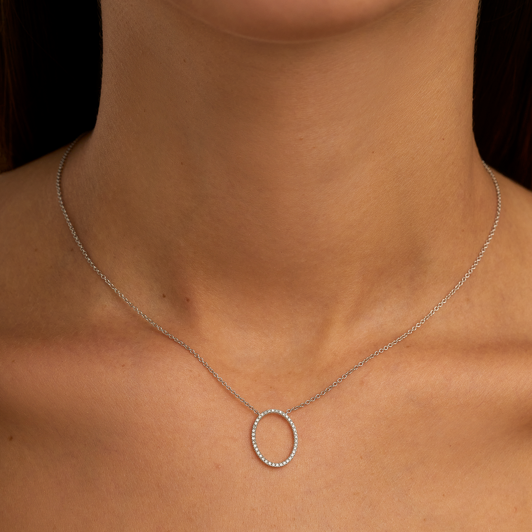 OVAL DIAMONT NECKLACE