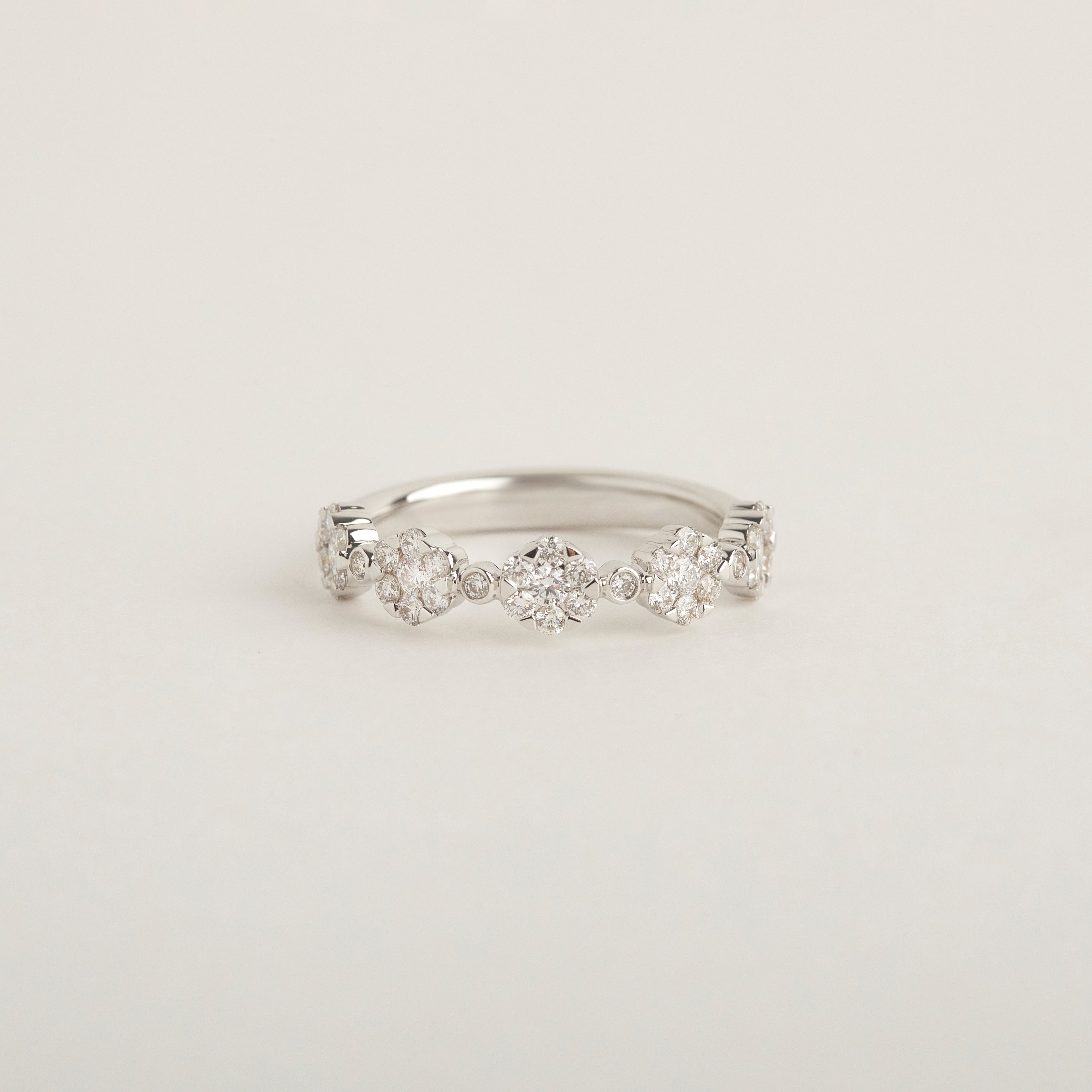ROSETA HALF ETERNITY RING